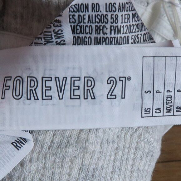 FOREVER 21 LINGERIE BUNDLE TWO BRALETTES PINK & GREY SIZE SMALL NWT - Picture 12 of 14